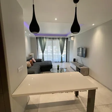Apartament Chez Flo *